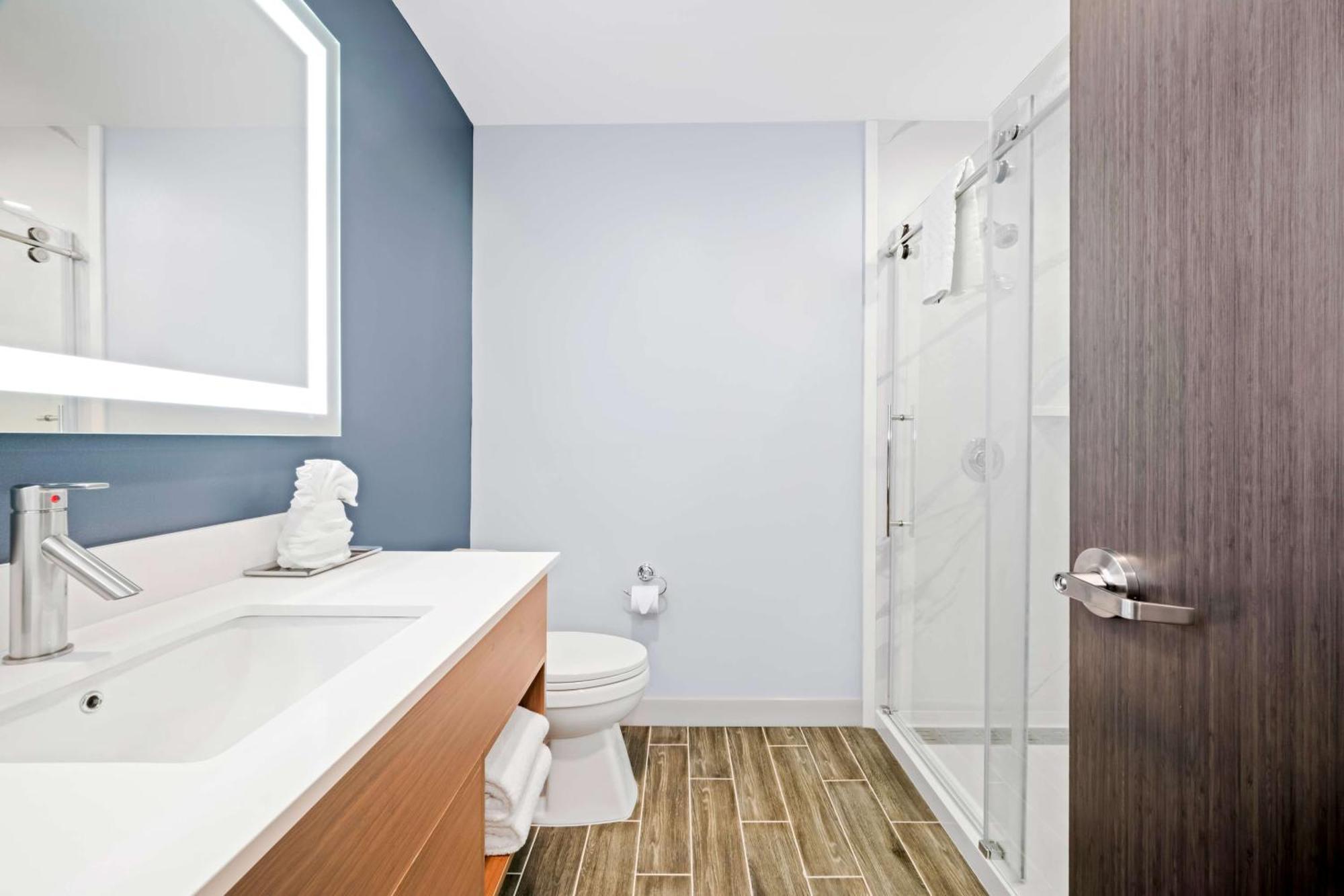 Best Western Niantic - New London, Mystic Area Екстериор снимка